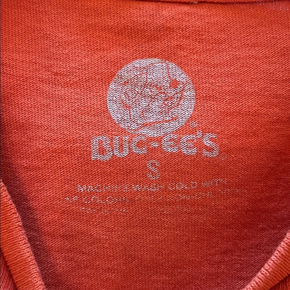 Buc-ees Texas Tee - Picture 4 of 4
